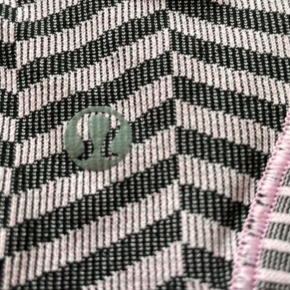 Lululemon Swiftly Tech Racerback - Picture 6 of 6